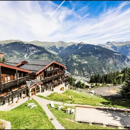 Les Brigues - Appartement Avec Vue Sur La Montagne Et Acces Aux Pistes Courchevel Exterior photo
