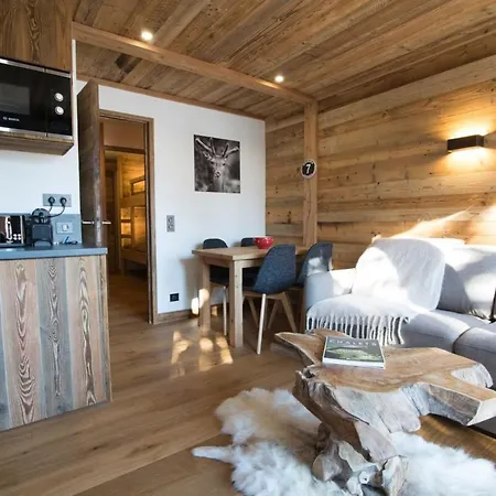 Les Brigues - Appartement Avec Vue Sur La Montagne Et Acces Aux Pistes Courchevel Exterior photo